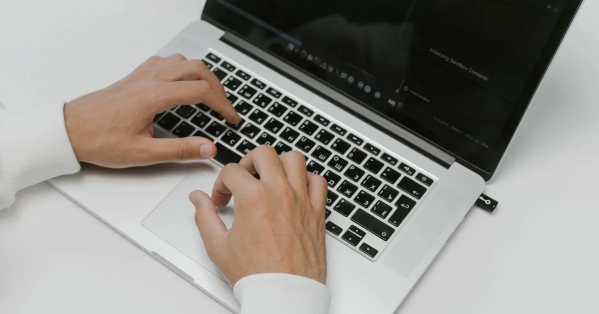 Certificat digital calificat: ce e, la ce îți trebuie și când îl reînnoiești